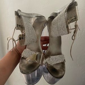 Well Worn Pleaser Heels Size 7